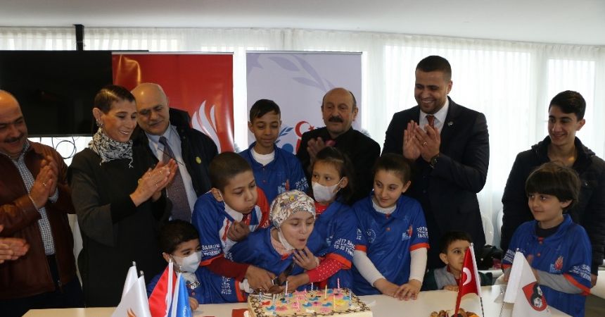 Olimpiyat komitesinden lösemili çocuklara ziyaret