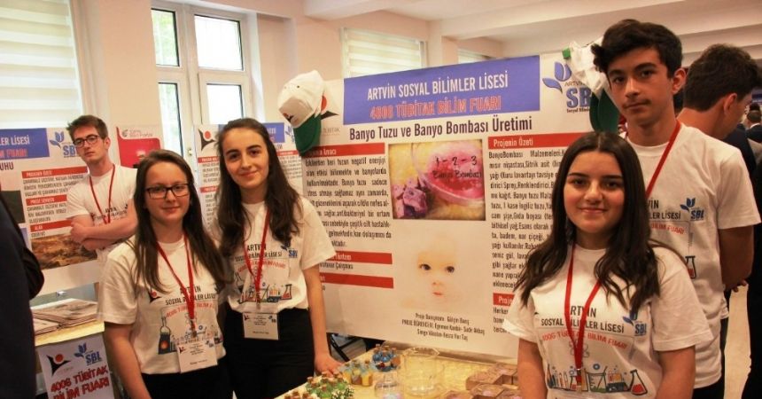 Öğrencilerin bilim fuarı açıldı Öğrencilerin bilim fuarı açıldı