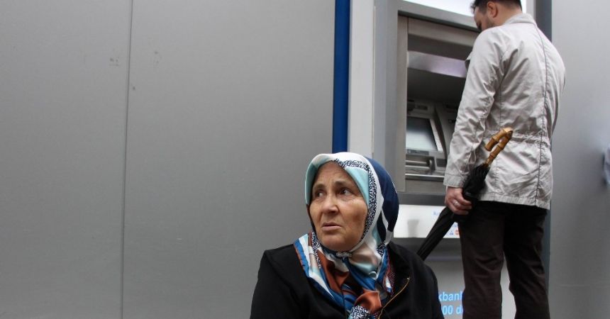 Yardım istedi dolandırıldı Yardım istedi dolandırıldı