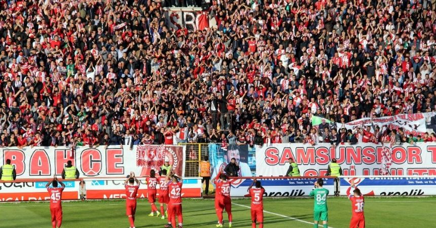 Samsunspor ligde kaldı! Samsunspor ligde kaldı!