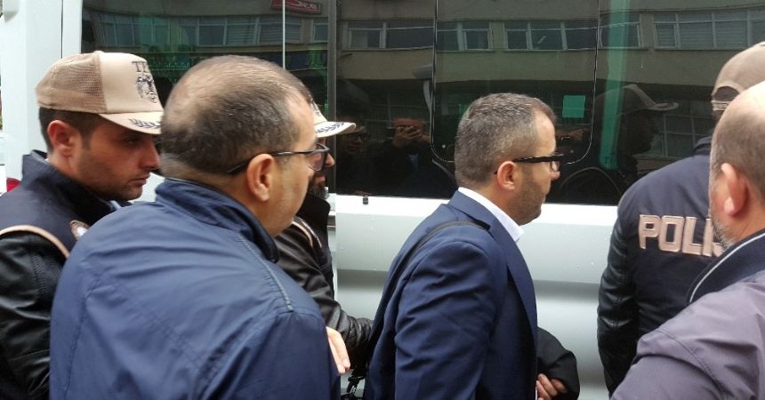 6 maliye müfettişi FETÖ'den tutuklandı 6 maliye müfettişi FETÖ'den tutuklandı