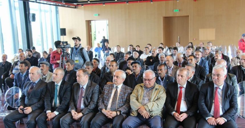 ‘Kırmızı et’ ve ‘tarım politikası’ eleştirisi ‘Kırmızı et’ ve ‘tarım politikası’ eleştirisi