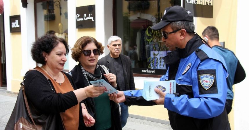 Polisten dolandırıcı uyarısı