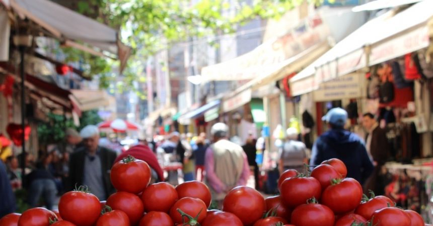 Çarşıda Ramazan bereketi