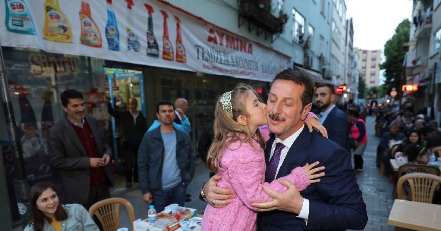 Komşular kaynaştı, gönüller ferahladı