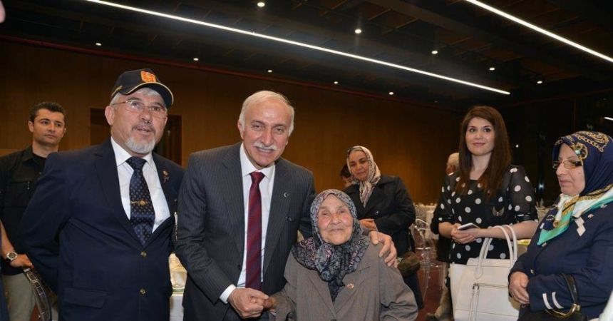 'O talepleri emir kabul ederiz' 'O talepleri emir kabul ederiz'