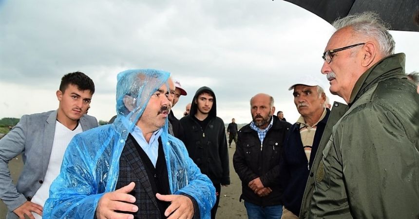 Yılmaz: Çiftçilerimizin yanındayız Yılmaz: Çiftçilerimizin yanındayız