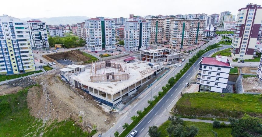 Cami ve külliye hızla yükseliyor Cami ve külliye hızla yükseliyor