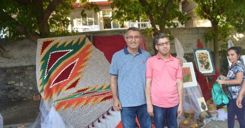 Engelleri aşan sergi