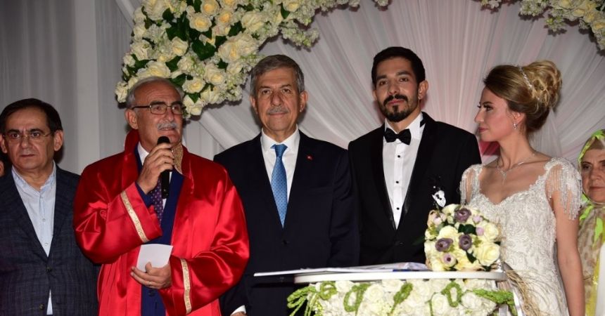 AK Partili Göksel'in mutlu günü