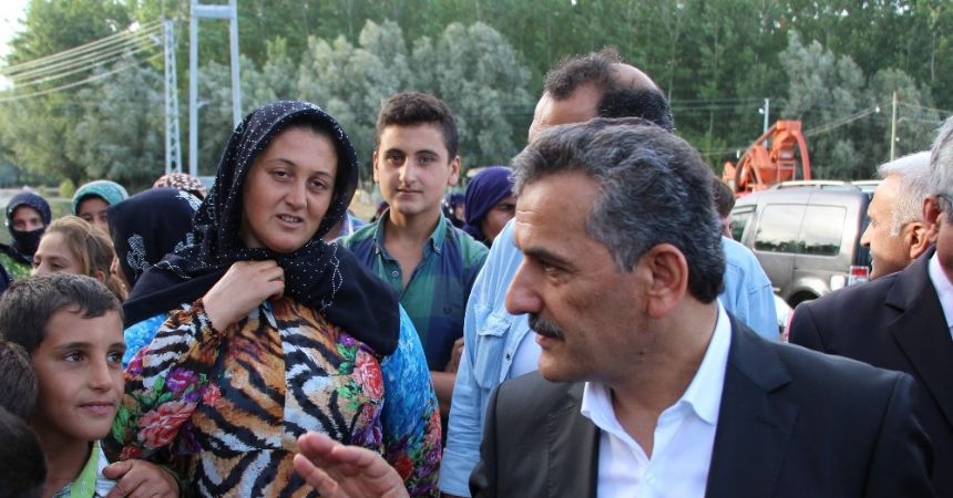 'Kürt-Türk kavgası çıkarmaya çalışıyorlar' 'Kürt-Türk kavgası çıkarmaya çalışıyorlar'