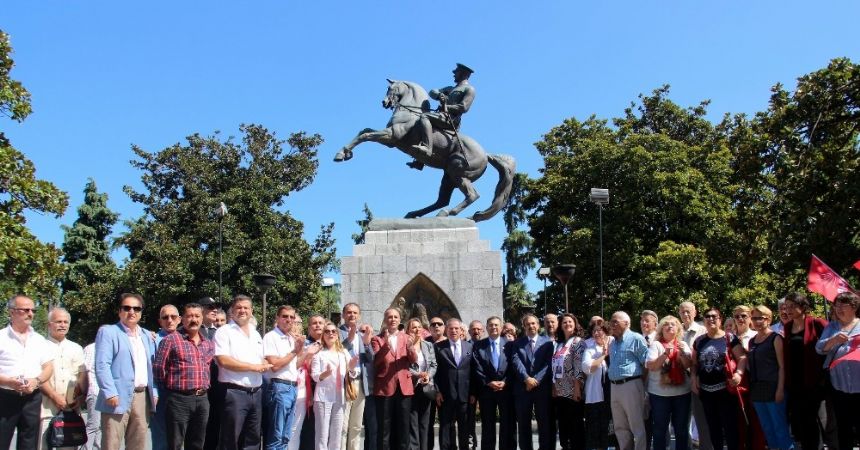 CHP, 94'üncü yılını kutluyor CHP, 94'üncü yılını kutluyor