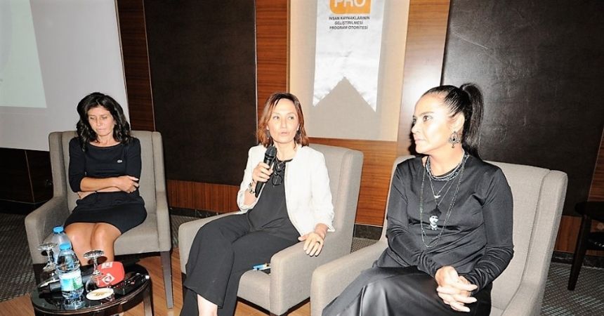 Kent estetiğine kadın eli Kent estetiğine kadın eli