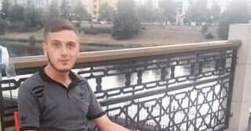 Kayıp gençten haber alınamıyor Kayıp gençten haber alınamıyor