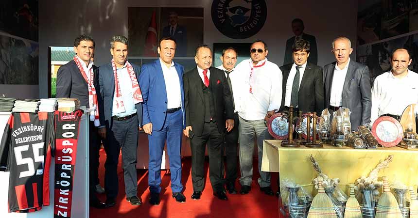 Genç, İstanbul'da Samsunlularla buluştu