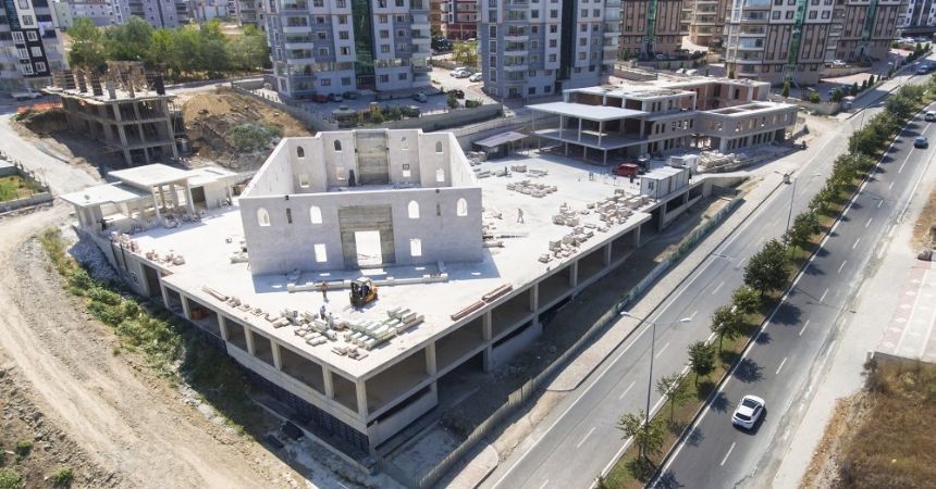 Cami ve külliye Ramazan ayına yetişecek
