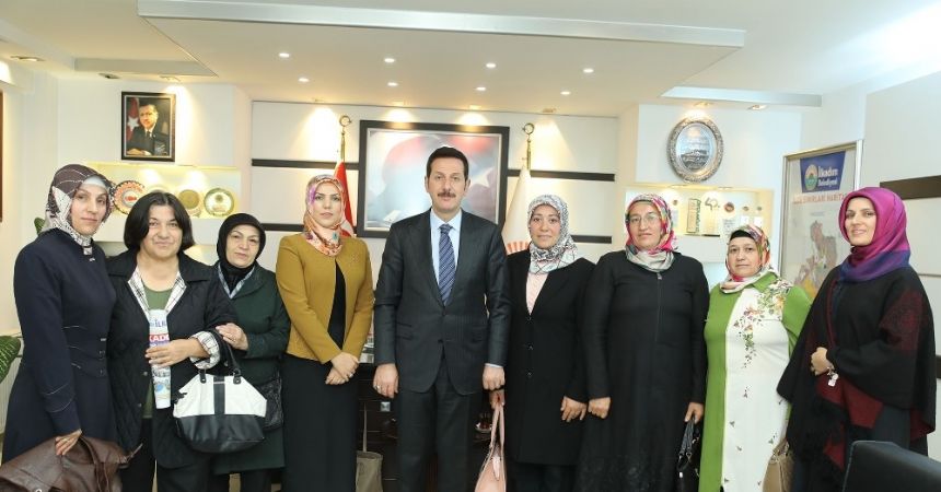 Çanakkale hediyeleri Tok’u duygulandırdı Çanakkale hediyeleri Tok’u duygulandırdı