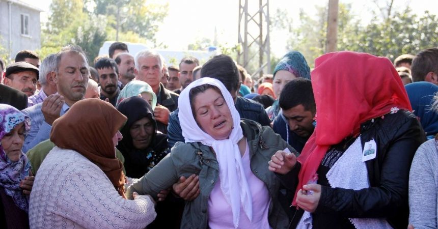 Kalbine yenilen askere gözyaşı