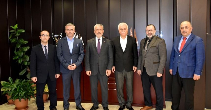 Nihat Hatipoğlu OMÜ’de