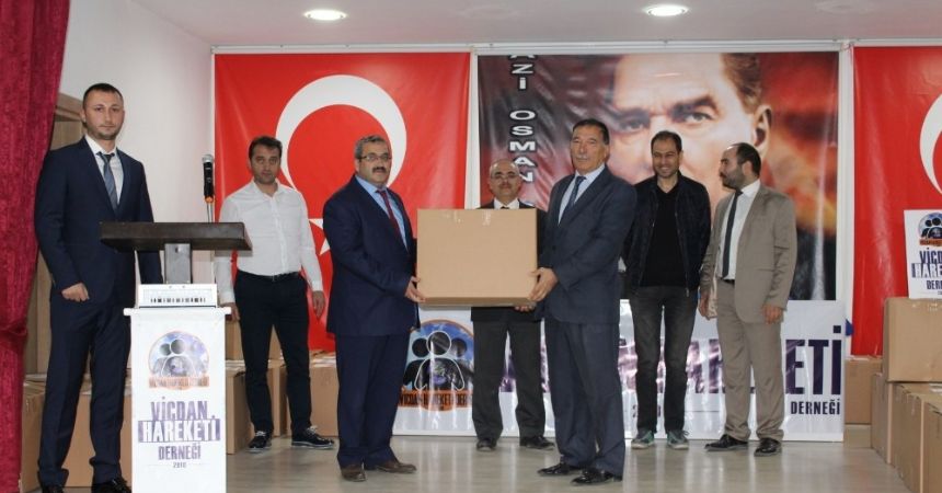 Vicdan Hareketi’nden 500 çocuğa kaban yardımı