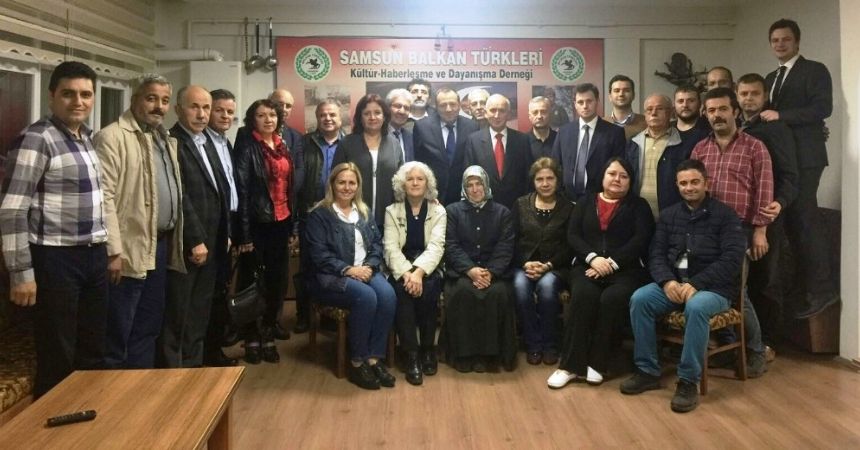 Balkan Türkleri'nden Cumhuriyet kutlaması