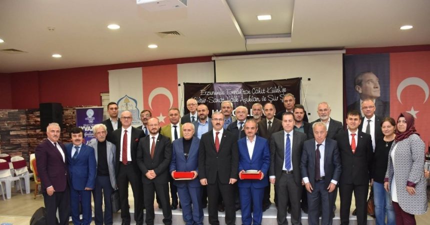 Niksar’da şairlerden şiir şöleni
