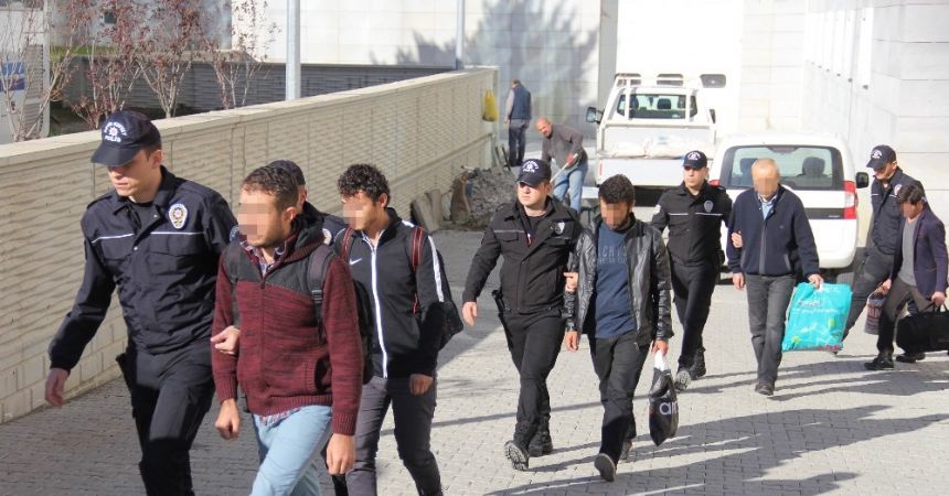 FETÖ’den 13 kişi daha adliyede