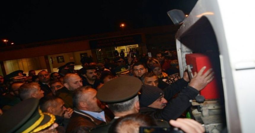 Şehit askerin naaşı Samsun’a getirildi