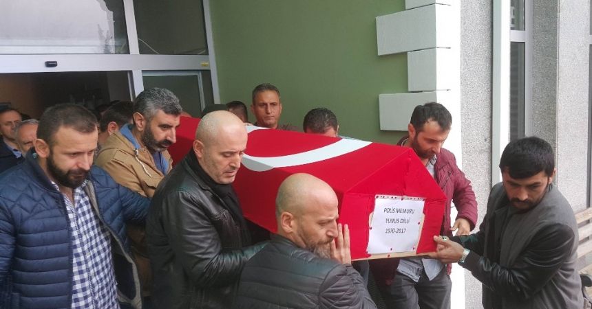 Polis memuru kansere yenik düştü
