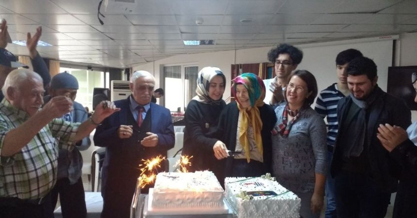 OMÜ’lü öğrenciler yaşlıları unutmadı OMÜ’lü öğrenciler yaşlıları unutmadı