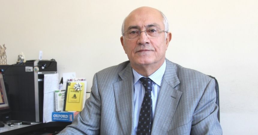 Fruktoz şekeri arı ömrünü kısaltıyor Fruktoz şekeri arı ömrünü kısaltıyor