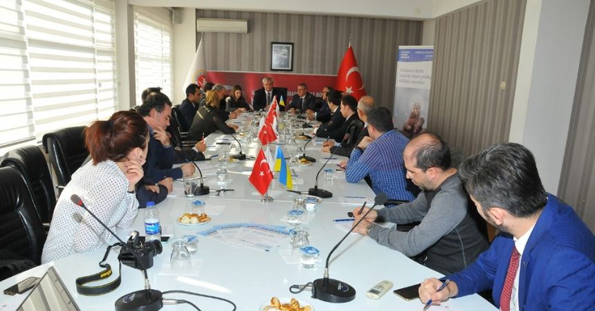 Büyükelçi, Ukrayna’nın yatırım fırsatlarını anlattı Büyükelçi, Ukrayna’nın yatırım fırsatlarını anlattı