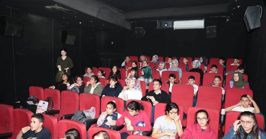 Fatsa’da çocukların sinema keyfi