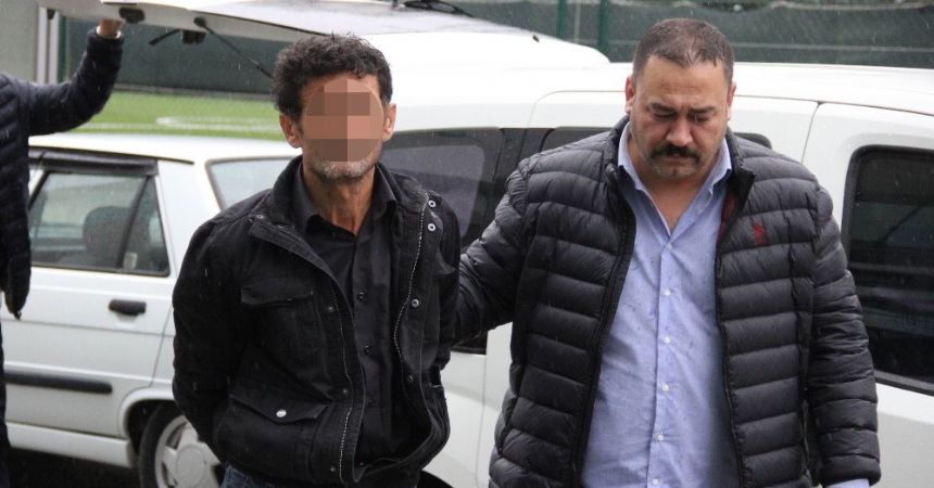 Ayrıldığı karısına fuhuş yaptırdı
