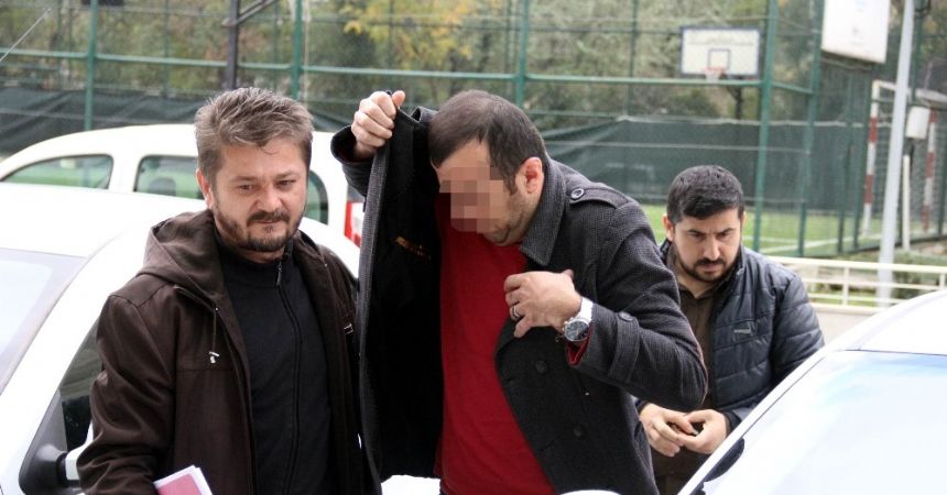 Bir arabada 7 kaçak tabanca