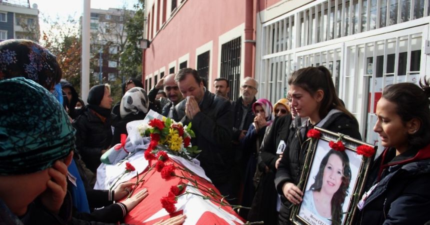 Merve öğretmen, ’Öğretmenler Günü’nde ağlattı Merve öğretmen, ’Öğretmenler Günü’nde ağlattı