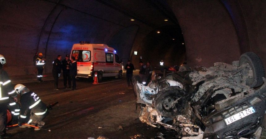 Tünelde dikkatsizlik ölüm getirdi Tünelde dikkatsizlik ölüm getirdi