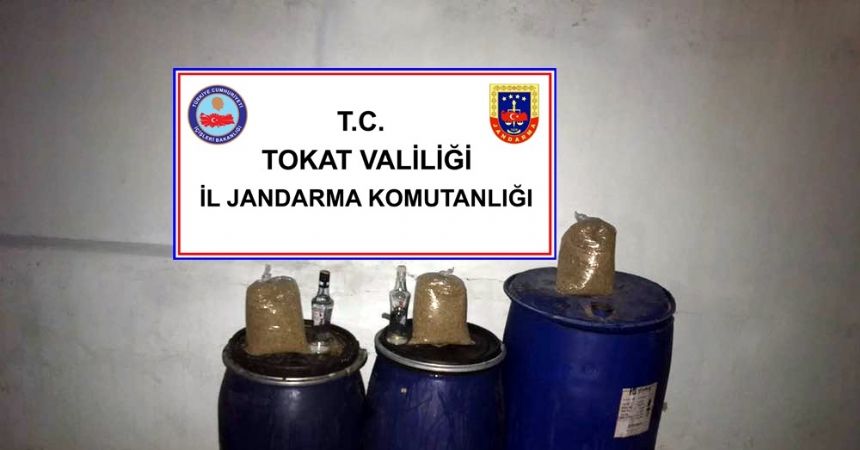 Sahte rakı imalathanesine baskın