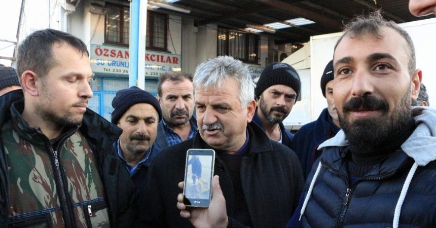 Rusya’da hamsi sahile işte böyle vurdu Rusya’da hamsi sahile işte böyle vurdu