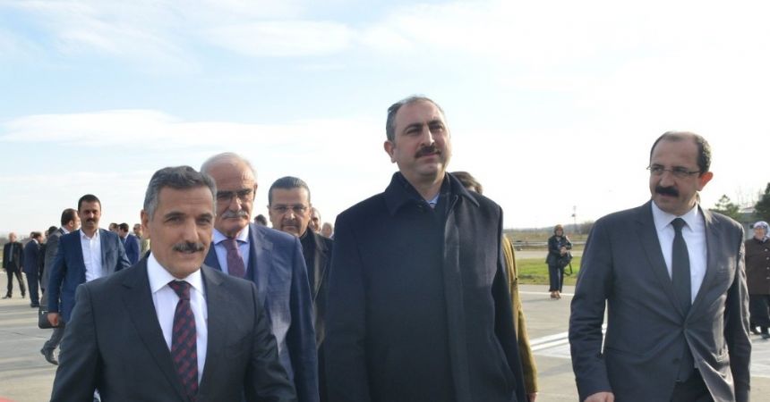 Adalet Bakanı Gül Samsun’da