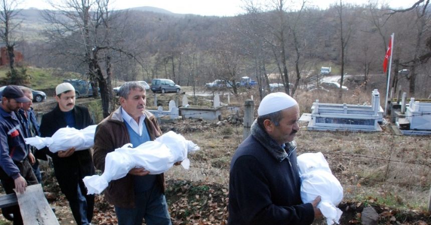 Bu acıya yürek dayanmaz Bu acıya yürek dayanmaz