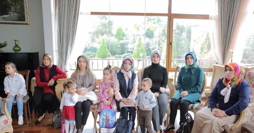 Vali eşinden örnek davranış Vali eşinden örnek davranış