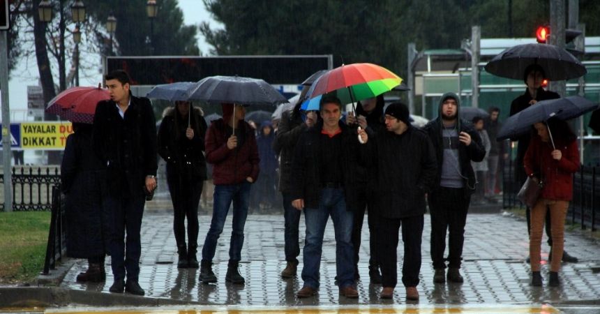 Samsun sağanak yağışa teslim