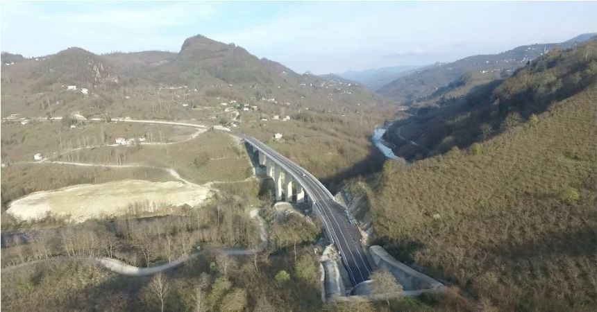 ‘Dereyolu’nun yarısı tamamlandı