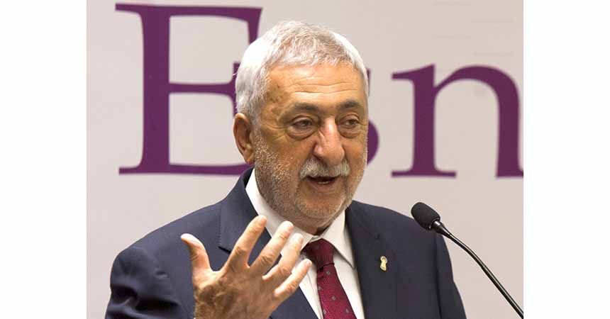 Çocuklar küçük hediyelerle ödüllendirilmeli Çocuklar küçük hediyelerle ödüllendirilmeli