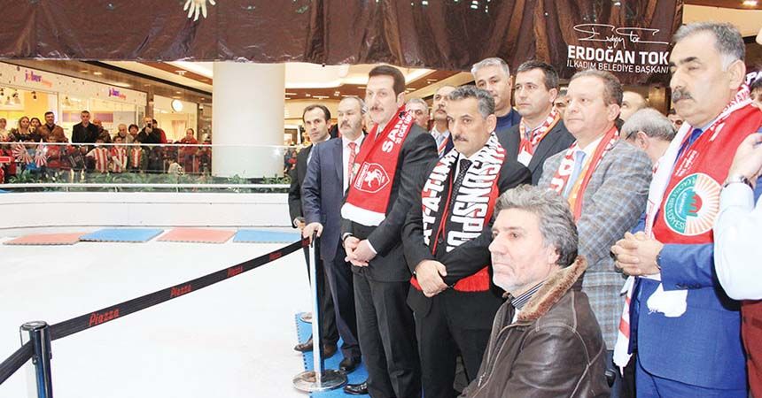 Vali Kaymak spor şehitlerimizi andı