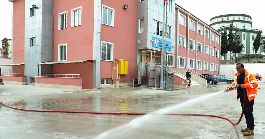 İlkadım'da okullar temizleniyor