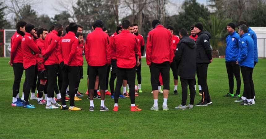Hakemler büyük hatalar yapıyor