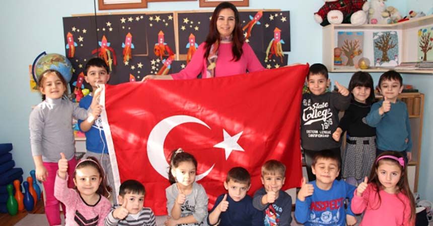 Dünyanın en iyi 10 öğretmeninden biri