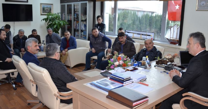 Topaloğlu, çarşı esnafıyla buluştu